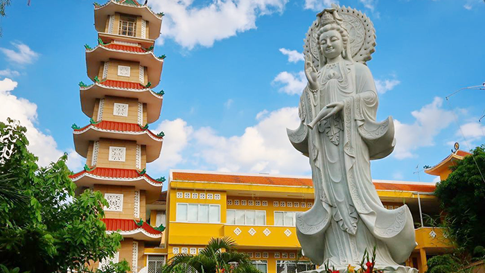 Xa Loi Pagoda - Top attractions in District 3