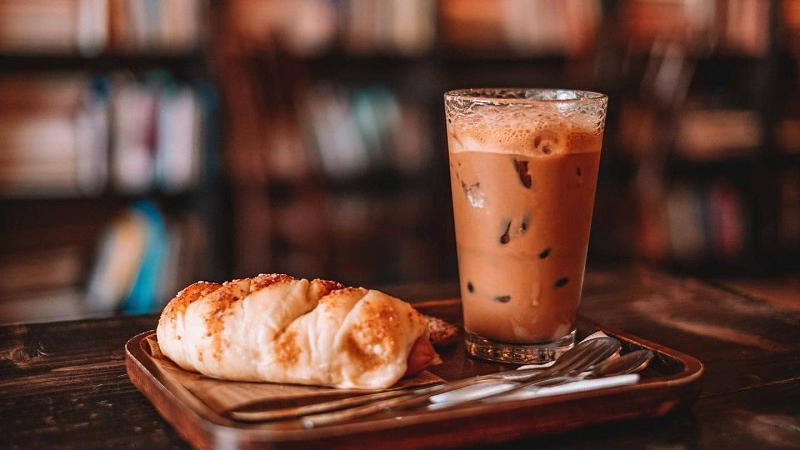 Dessert and coffee will have full energy for your day